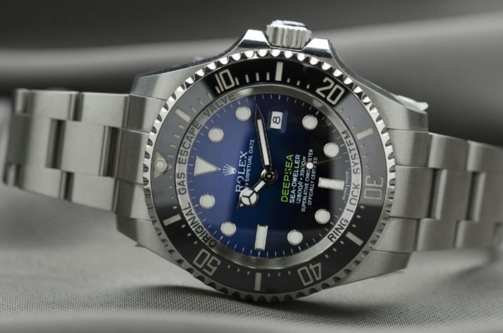 AeroTime Pro Chronograph Watchesss